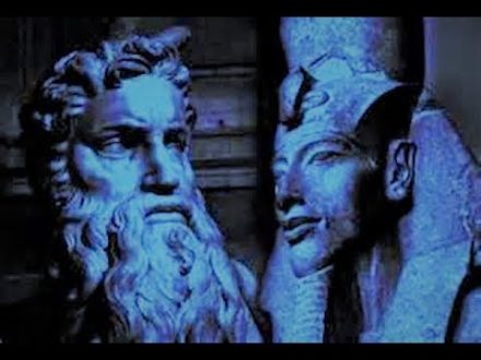 Was Moses… Akhenaten??